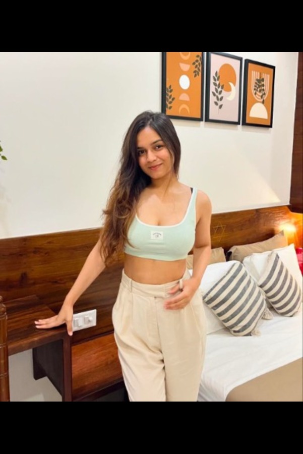  call girls Bhikaji Cama Place